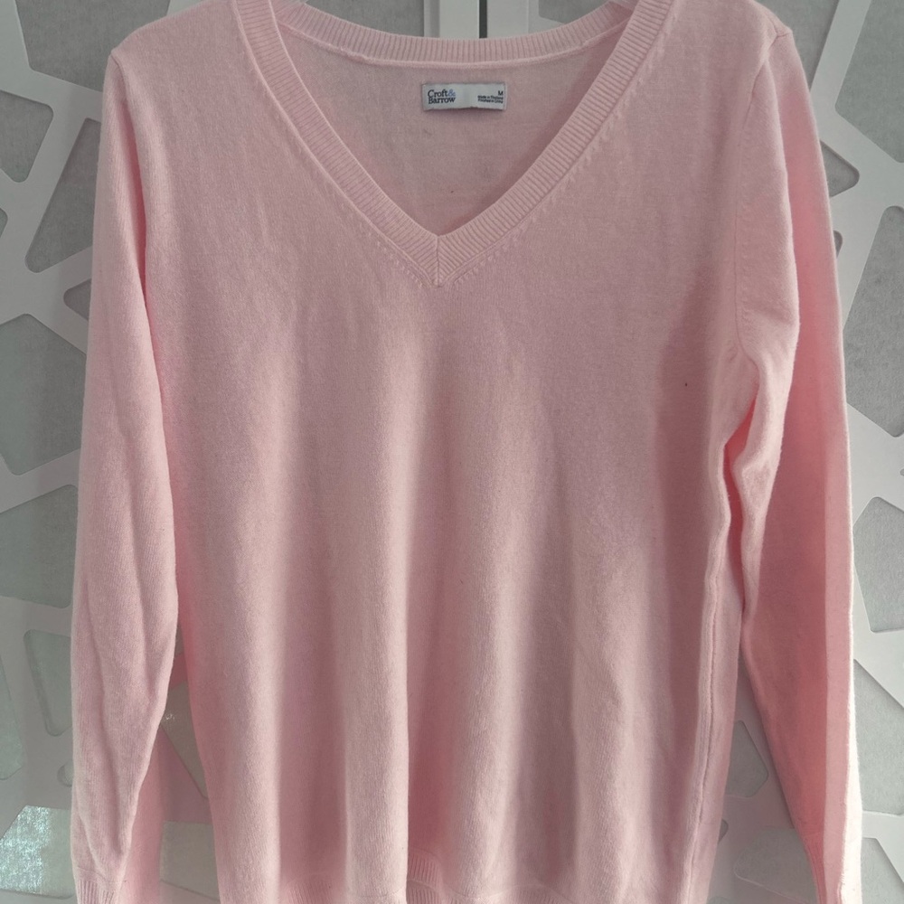 Croft & Barrow Soft Pink V-Neck Sweater